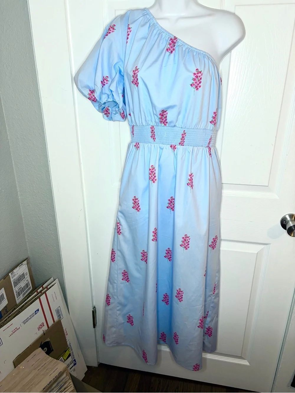 SUGARLIPS Gelato Baby Blue Pink Floral Bridgette Cotton One Shoulder Midi Dress - Picture 5 of 13